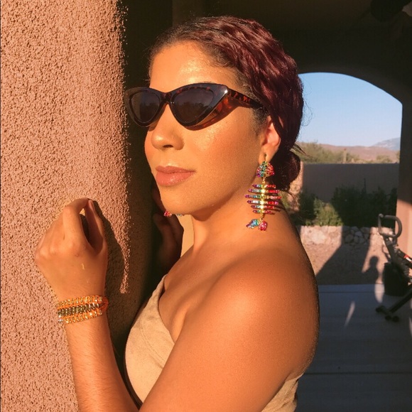 ๐ Leopard Print Cat Eye Plastic Sunglasses ๐ - Picture 6 of 6